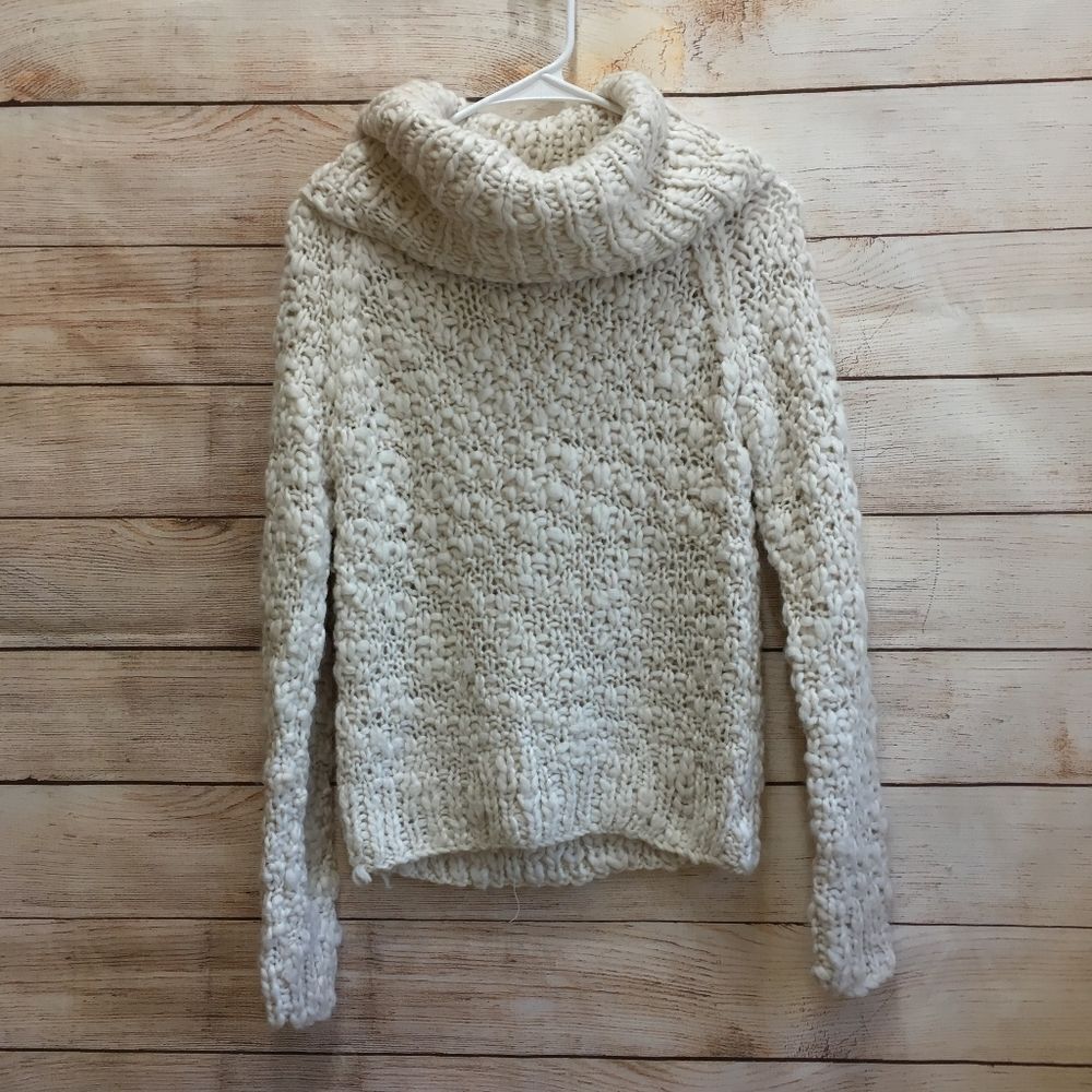 VIVIENNE TAM WOOL BLEND COWL NECK SWEATER IN CREAM